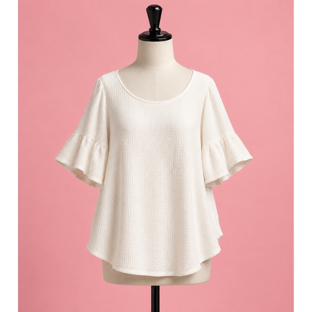 Green Envelope Los Angeles White Textured Ruffle Bell Sleeve Blouse Top 2X USA